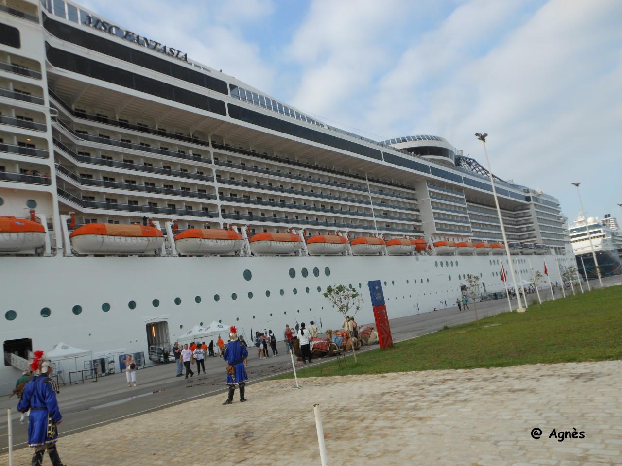 Croisière avec notre Star et ses Starlettes